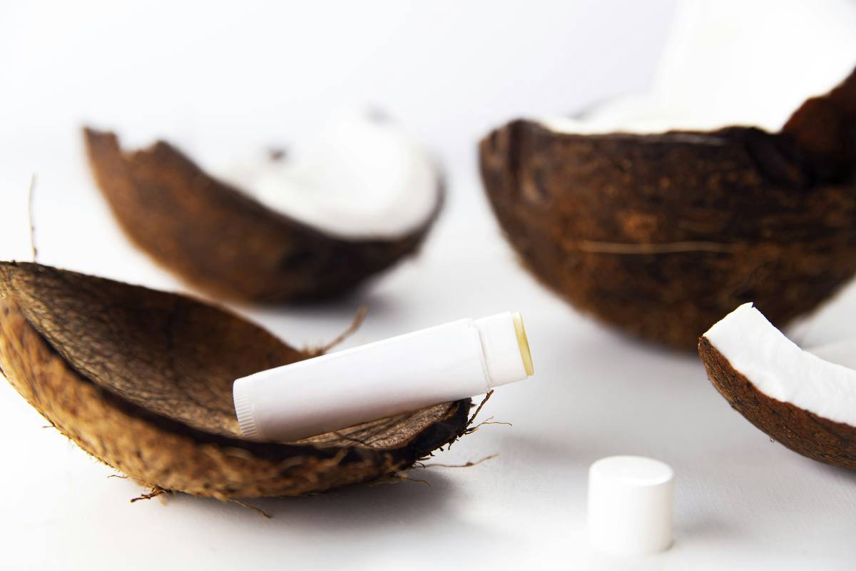 Lemon Balm Relax Solution: Calm Your Nervous System Without Zoning Out